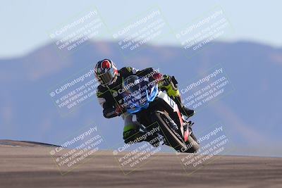 media/Nov-06-2023-Moto Forza (Mon) [[ce023d0744]]/3-Intermediate Group/Session 5 (Turn 9)/